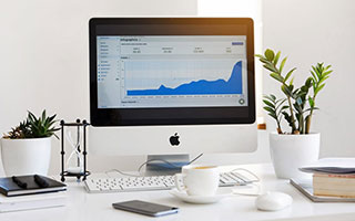 意甲积分榜，恩昆库5分钟双响，AC米兰3:0大胜，先赛登上榜首